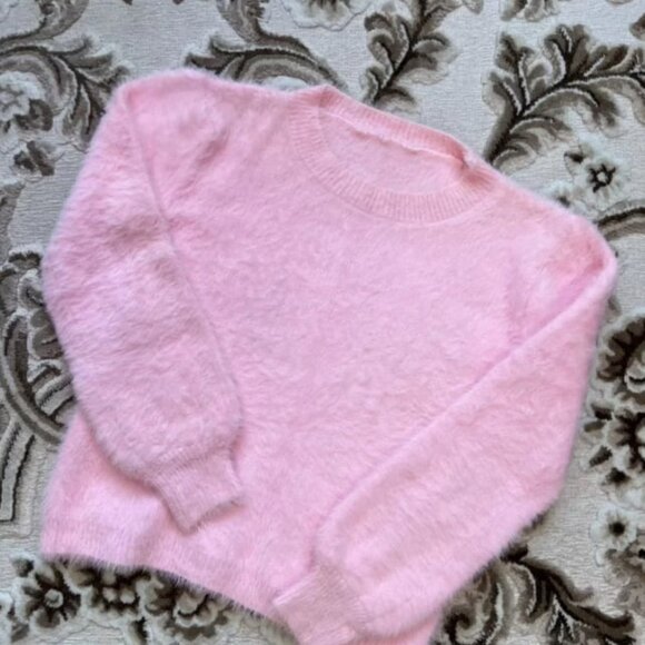 Sweater - Picture 1 of 1